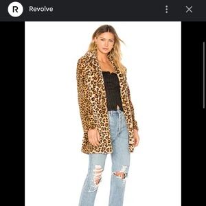 Sahara Faux leopard coat size small